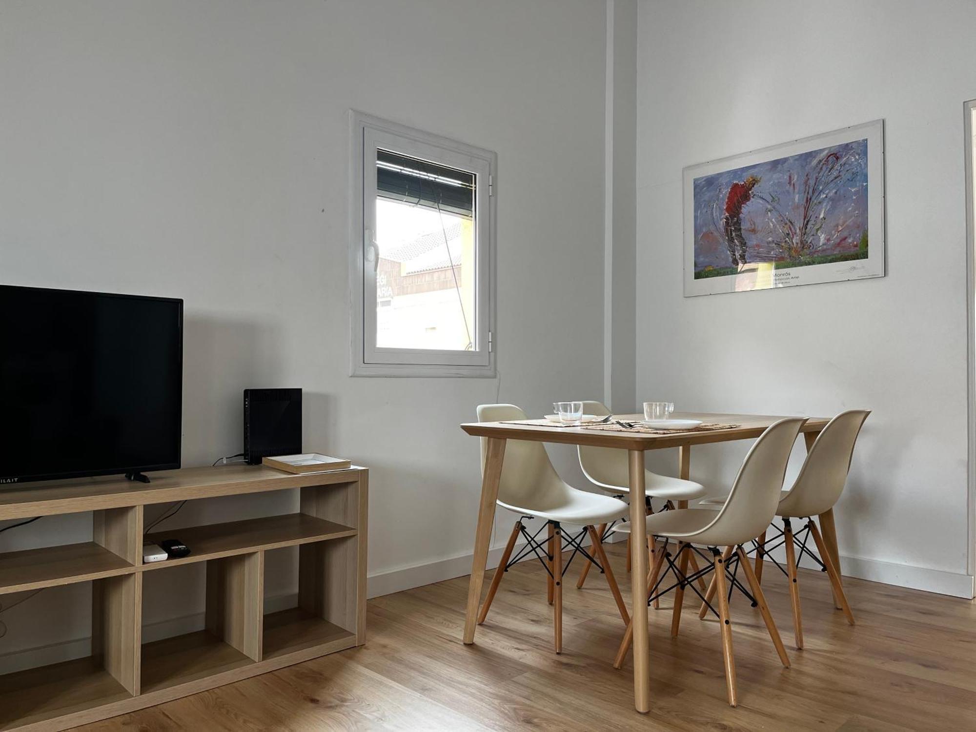 Mon Residence Sant Jeroni Манреса Екстериор снимка